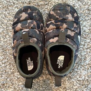 The North Face Slippers